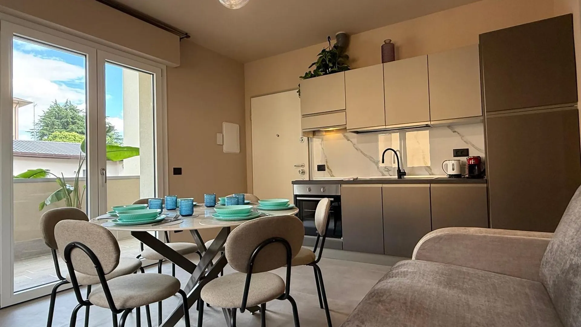 Relax In Citta - Apt 4 - Free Netflix Бергамо 0*,  Италия
