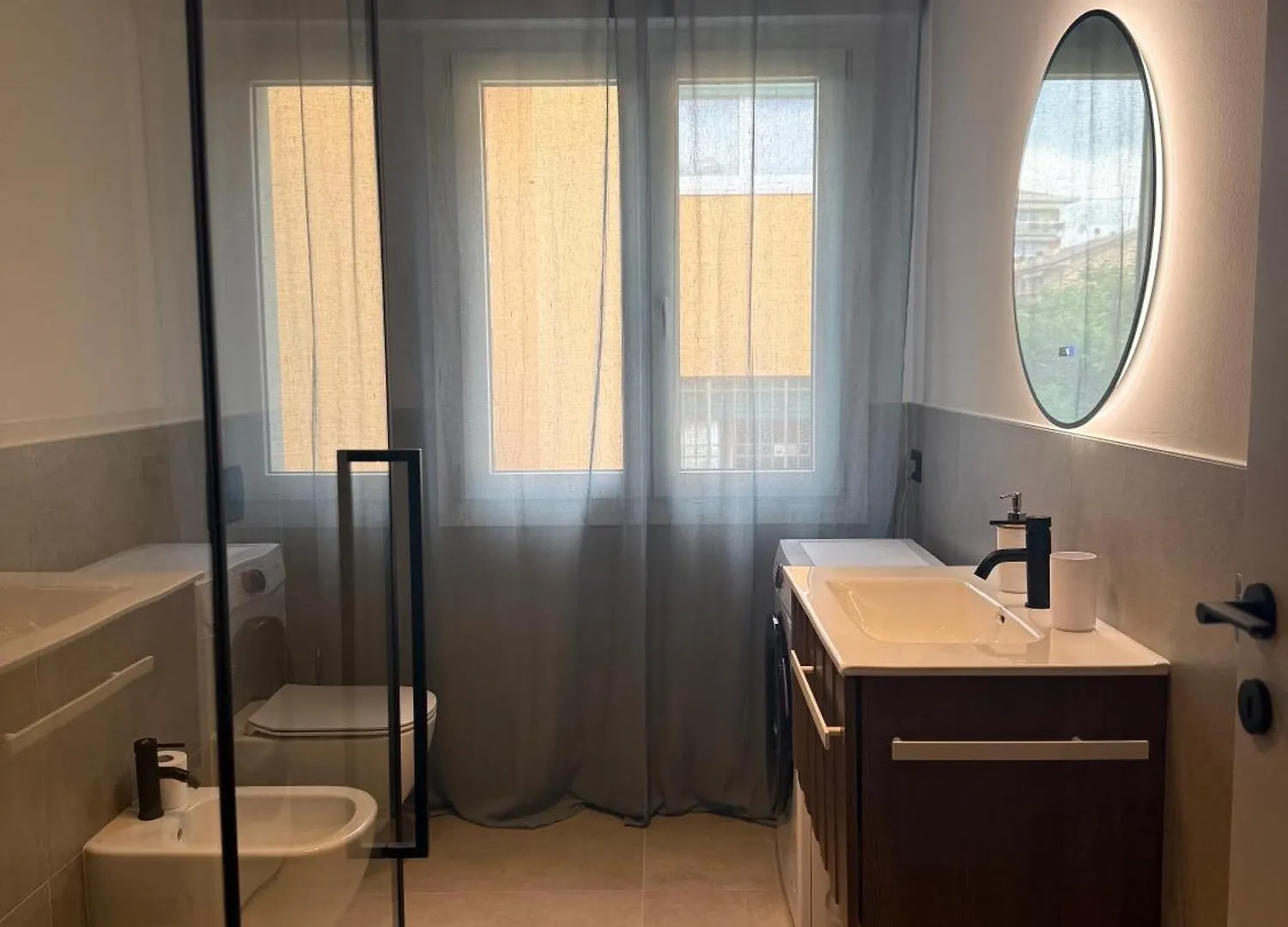 Relax In Citta - Apt 4 - Free Netflix Бергамо Апартаменты